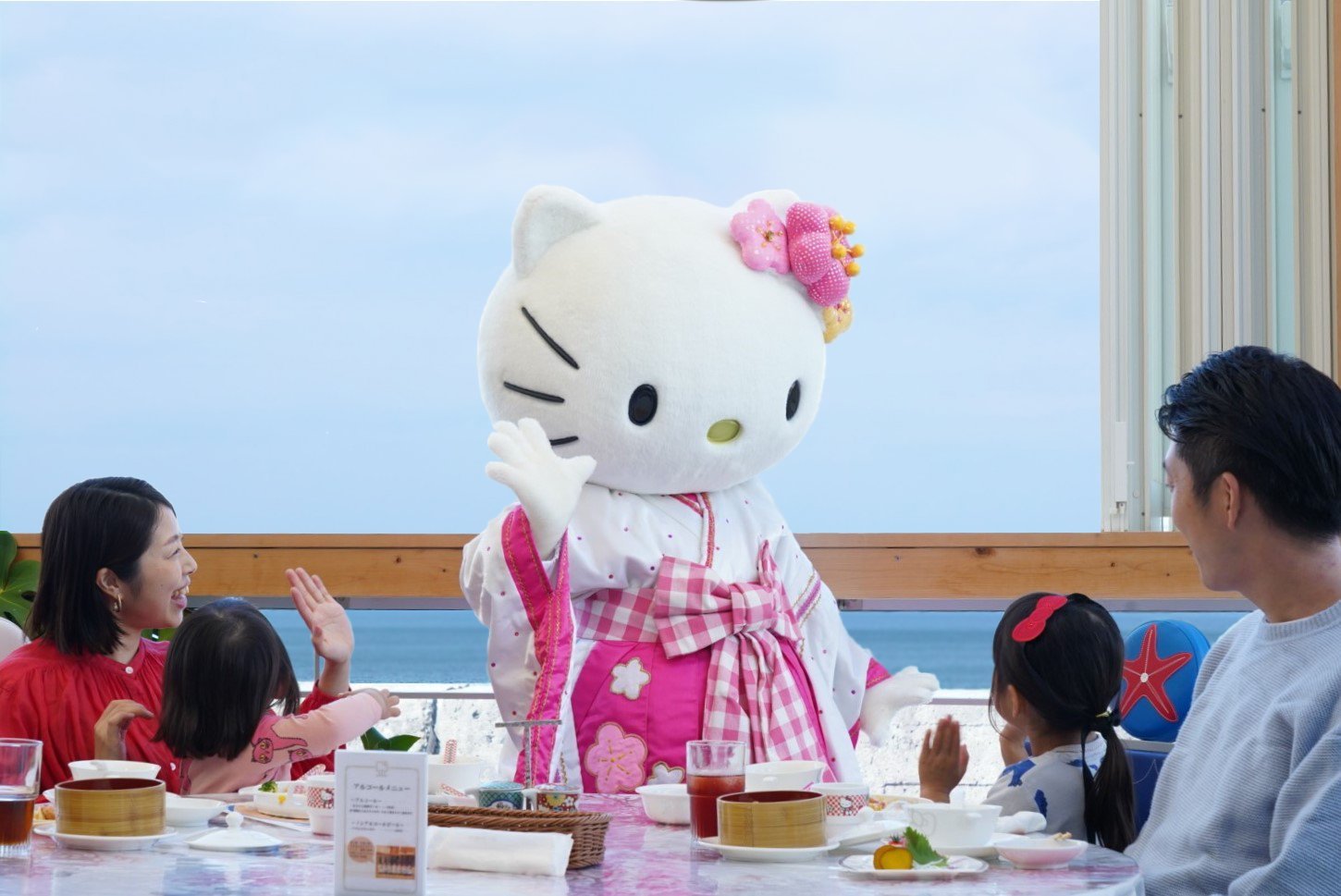 HELLO KITTY SMILE団体プラン｜体験＆食事の注目スポット